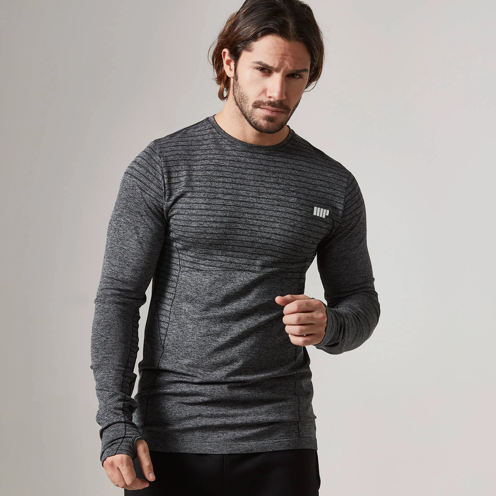 Seamless Long-Sleeve T-Shirt - M - Black Image 1