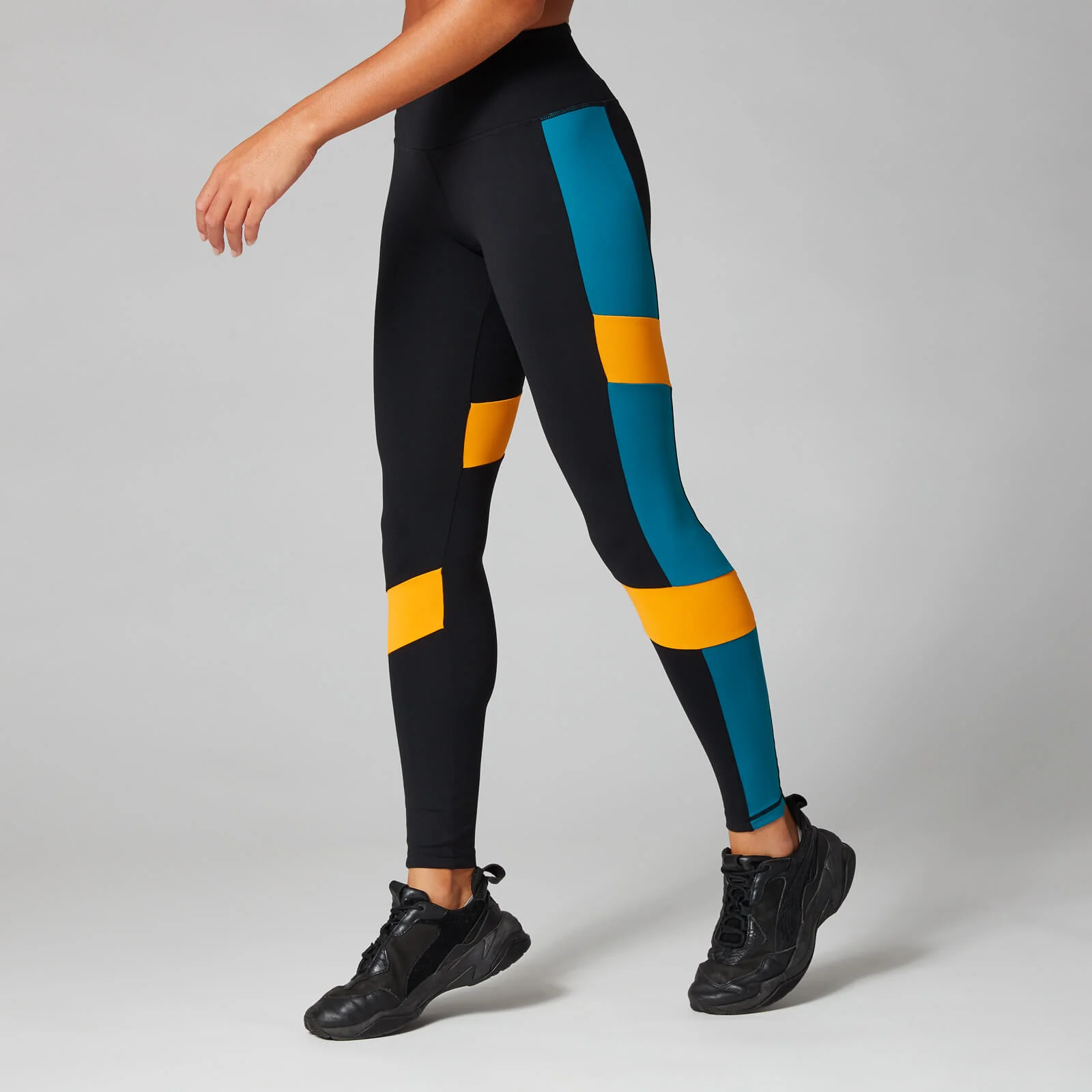 Power Color Block Leggings - Black - XS Image 1
