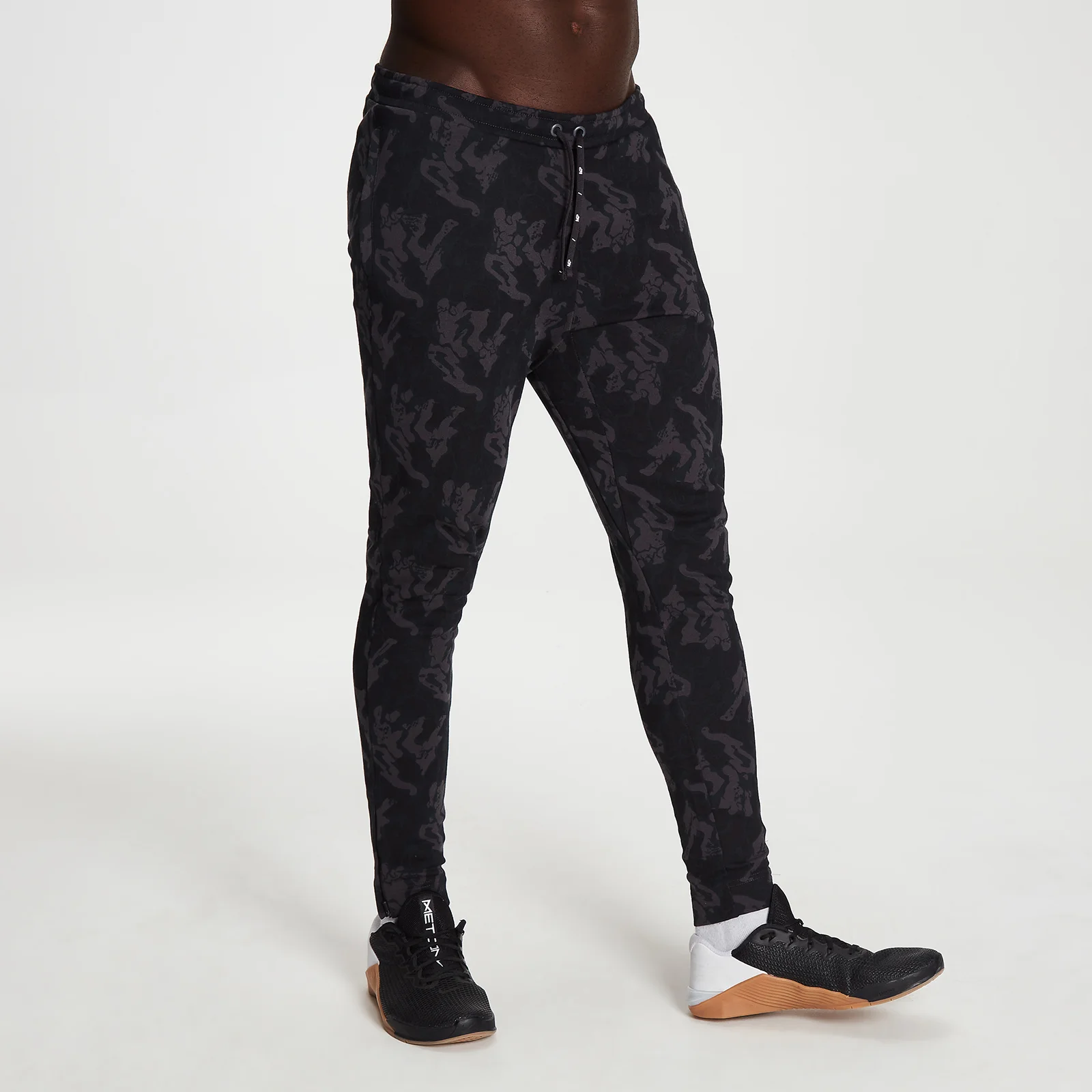MP Men's Adapt Camo Joggers - Black Camo - XXS Image 1