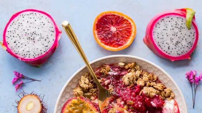 5 Easy Ways To Eat Yourself Happy | Top Mood Foods For Mental Health